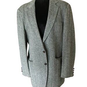 Petersen, Harned, Von Maur Herringbone Wool Tweed Blazer: Vintage Men's Size 42L